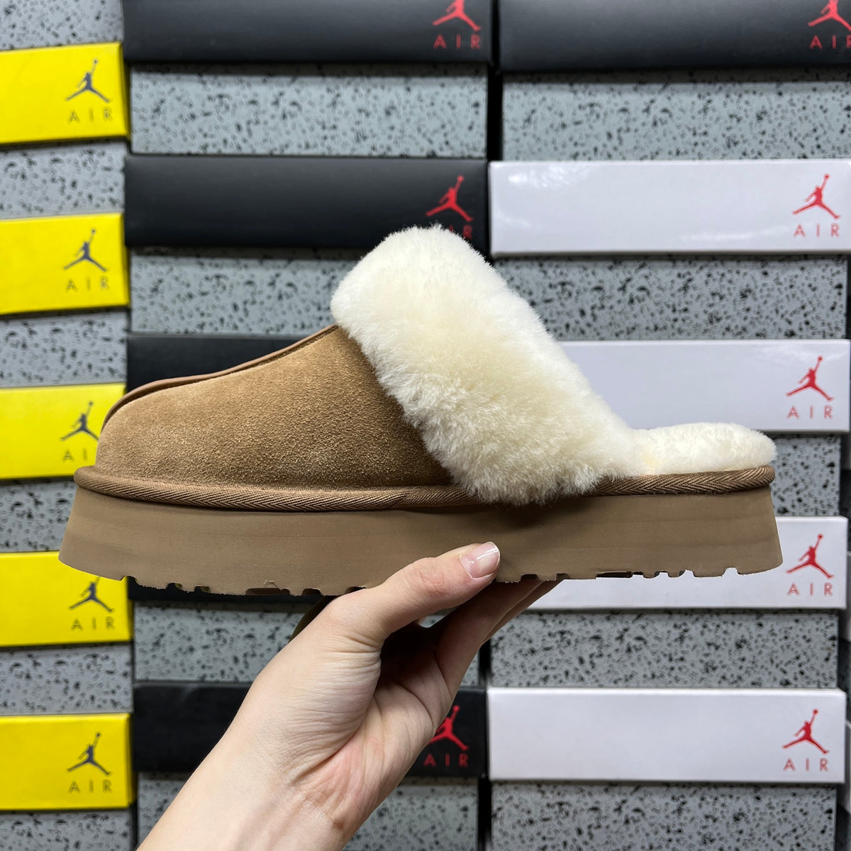 UGG Snow Boots 1122550 | Chestnut | Sizes 35-40