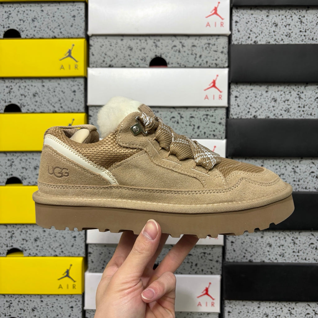 UGG Mele Low Sneaker 4032 | Sand | EU Sizes 35–44