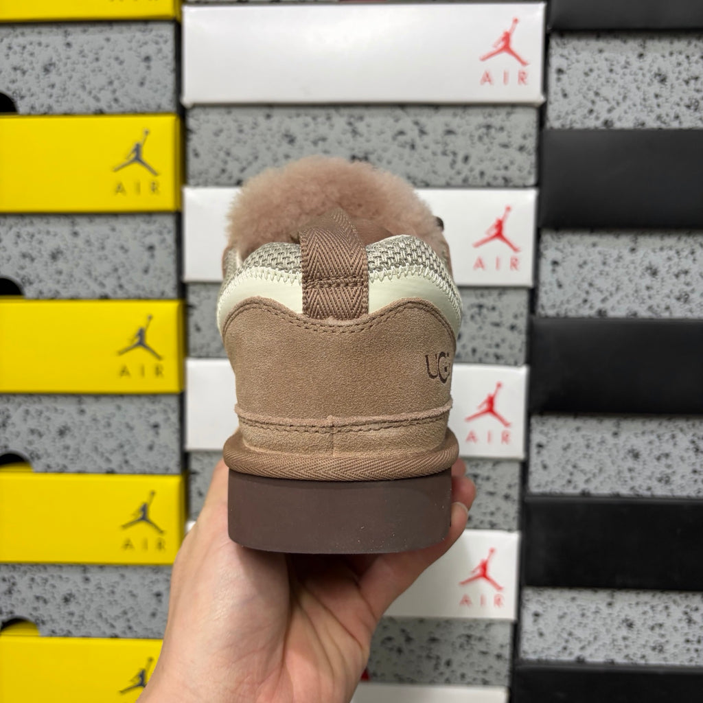 UGG Mele Low Sneaker 4032 | Fawn | EU Sizes 35–44