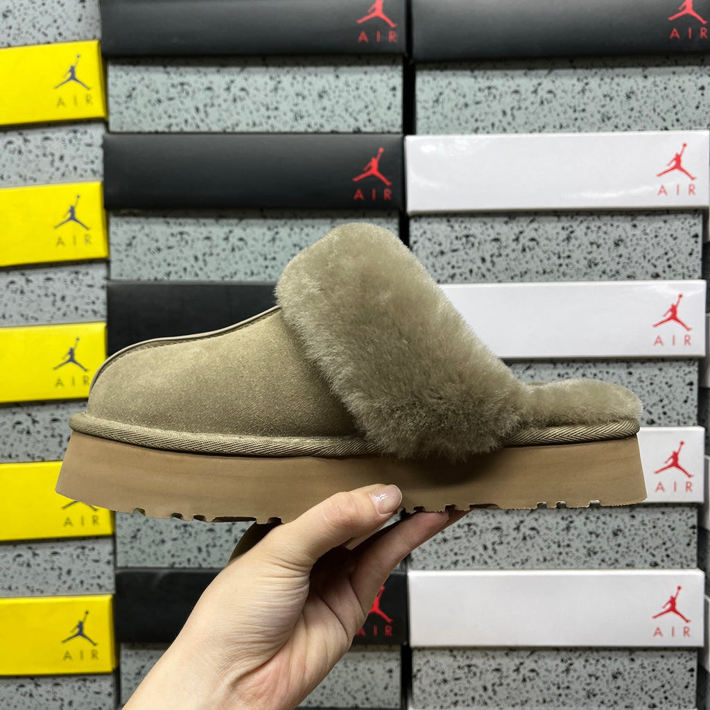 UGG Snow Boots 1122550 | Sand | Sizes 35-40