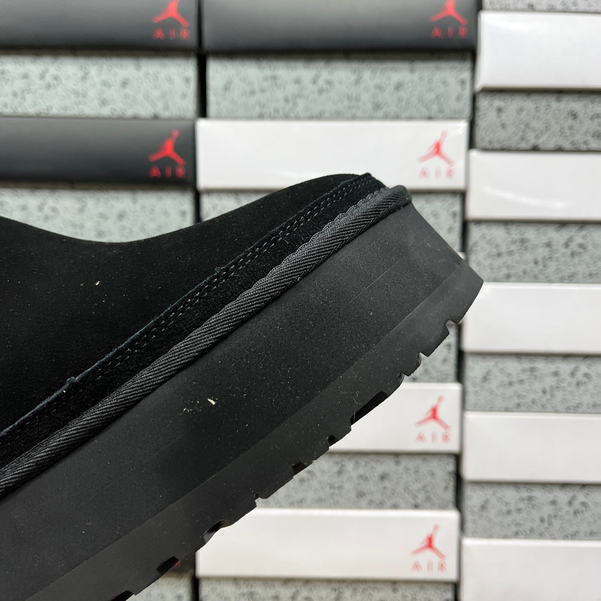 UGG Snow Boots 1134526 | Black | Sizes 35-40