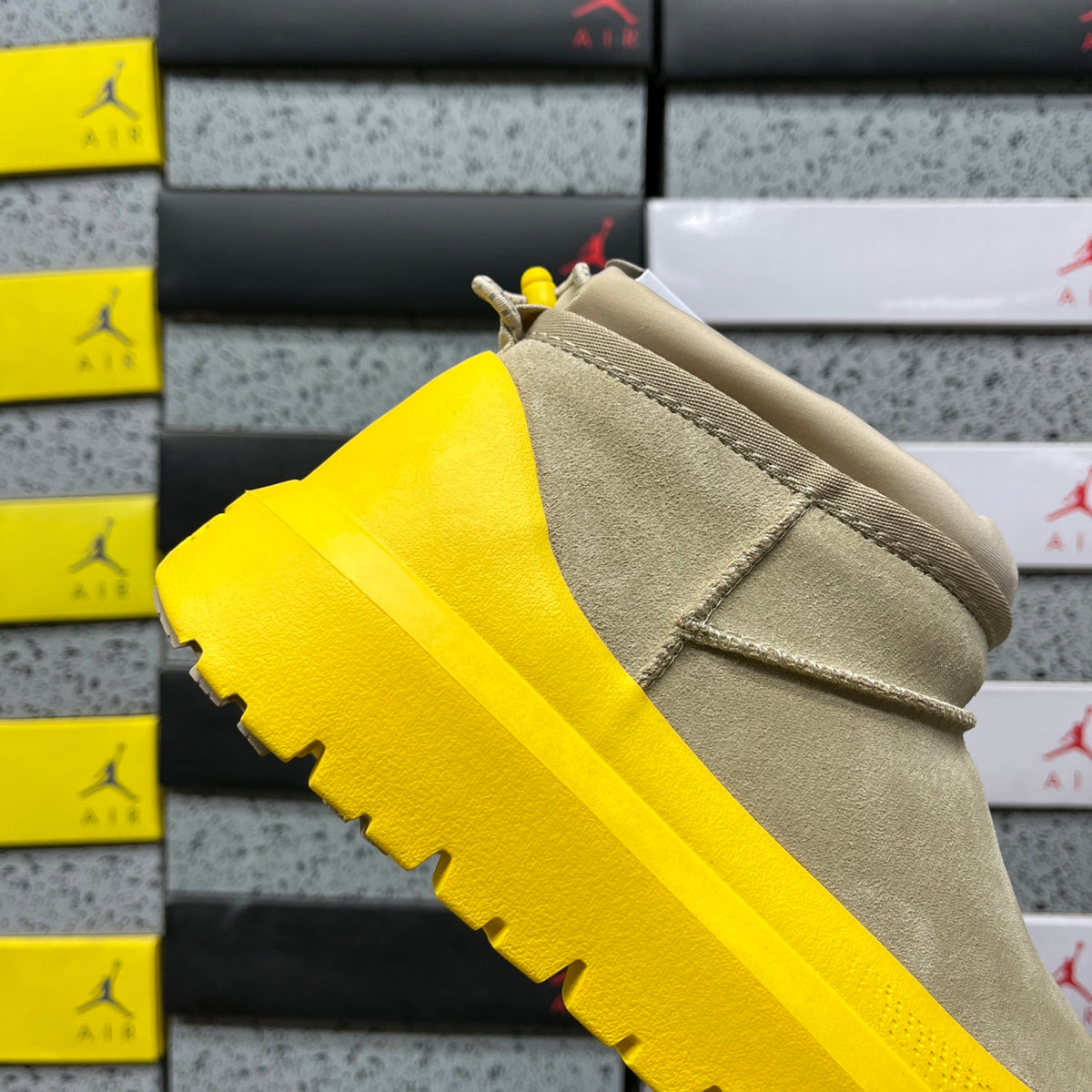 UGG Snow Boots 1114196 | Yellow | Sizes 35-45