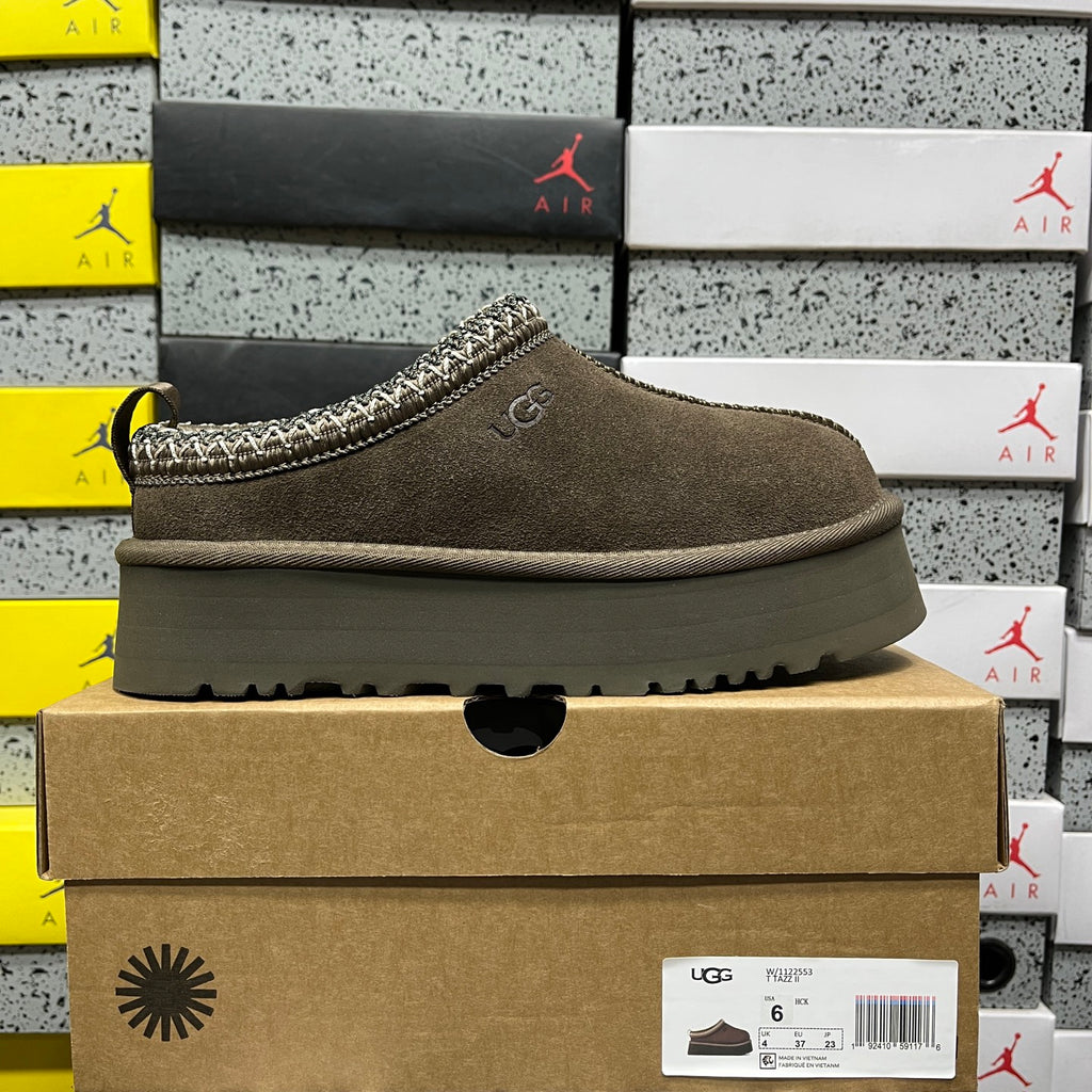 UGG Snow Boots 1122553 | Walnut | Sizes 35-41