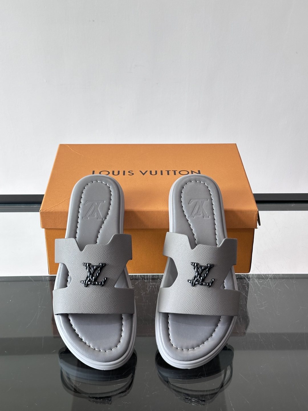Louis Vuitton Isola Logo Slide Sandals